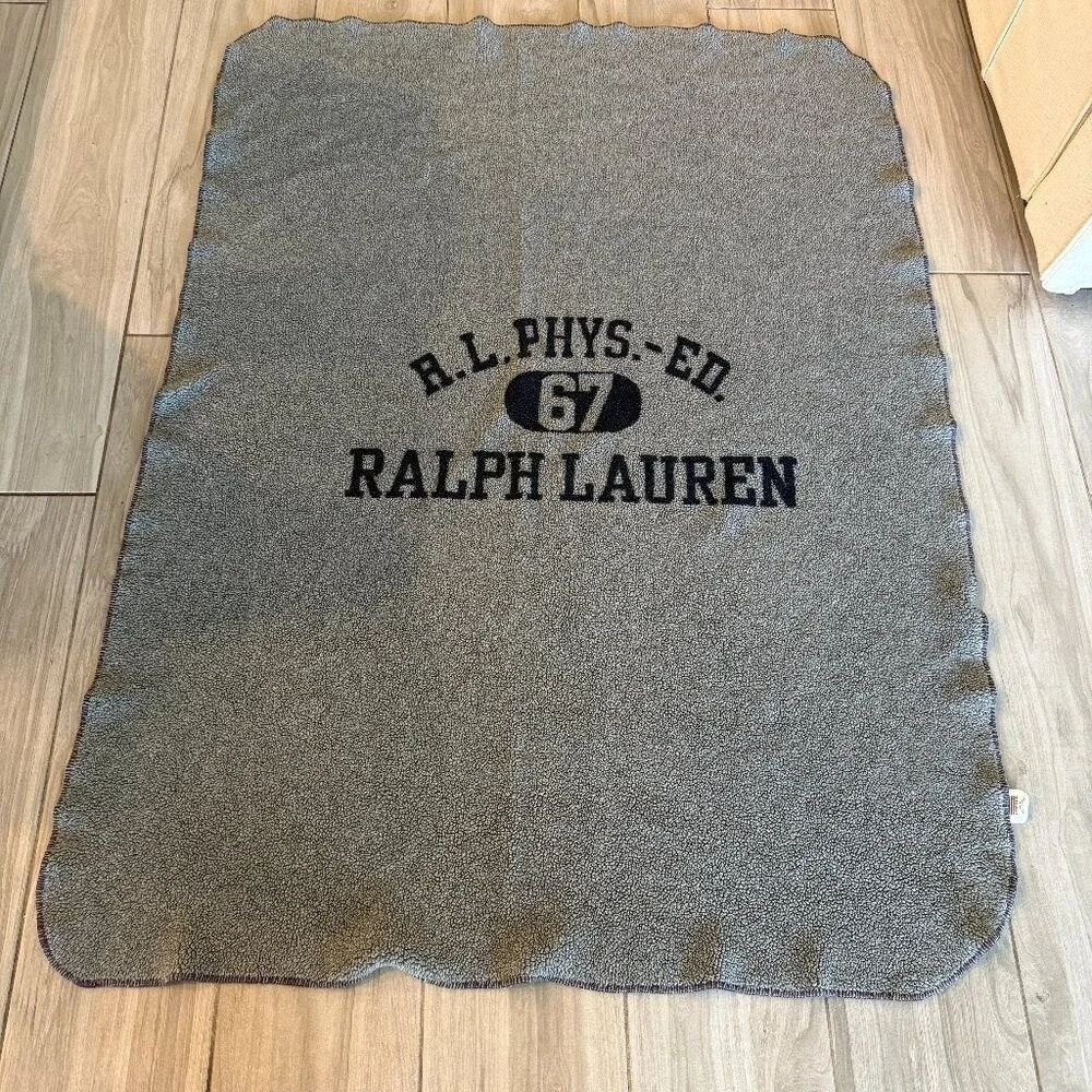 RL PHYS ED Ralph Lauren Fleece Throw‎ Blanket Flag Vintage Grey Logo 50